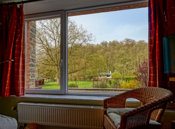 Fiberglass Window Repair in Rockford