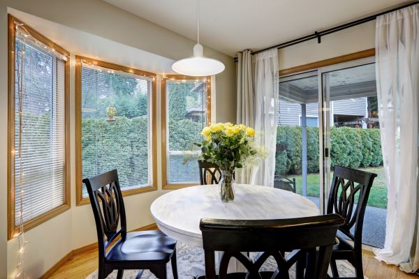 Curved Window Repair in Rockford